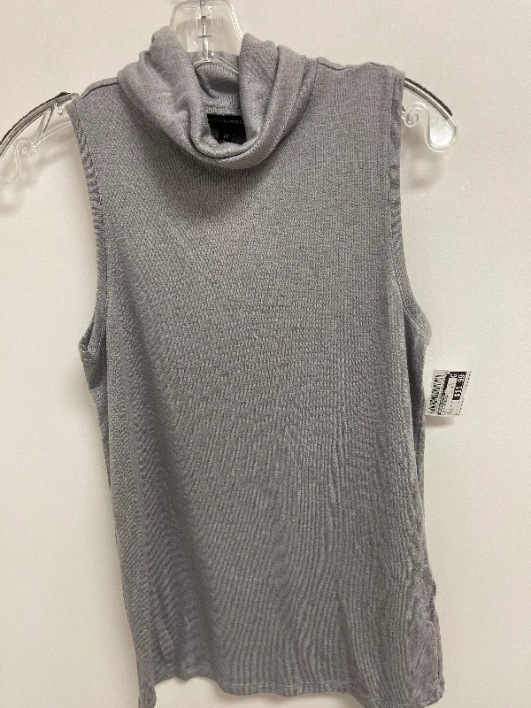 Grey Top Sleeveless Banana Republic, Size M