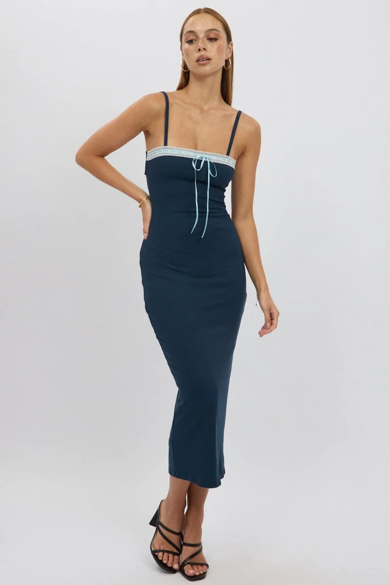 Graceful Midi Dress Description